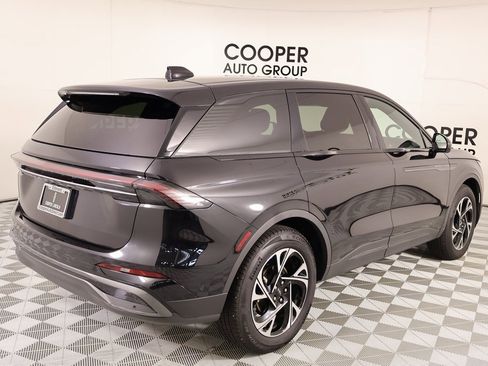 Certified 2024 Lincoln Nautilus Premier w/ Jet Appearance Package image 21