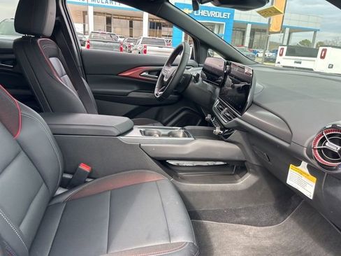 New 2026 Chevrolet Equinox EV RS image 32