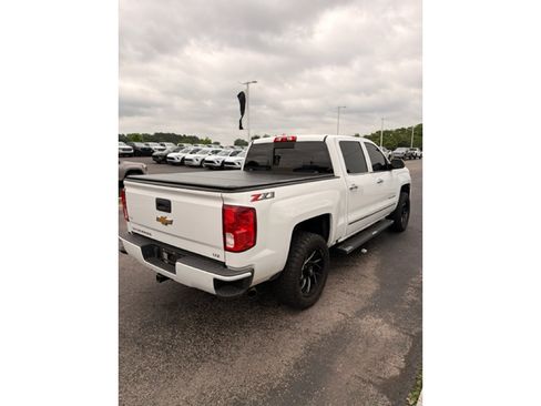 Used 2018 Chevrolet Silverado 1500 LTZ Z71 w/ LTZ Plus Package AWD/4WD image 4