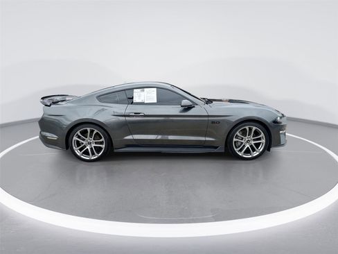 Used 2020 Ford Mustang GT Premium w/ Equipment Group 401A RWD image 9