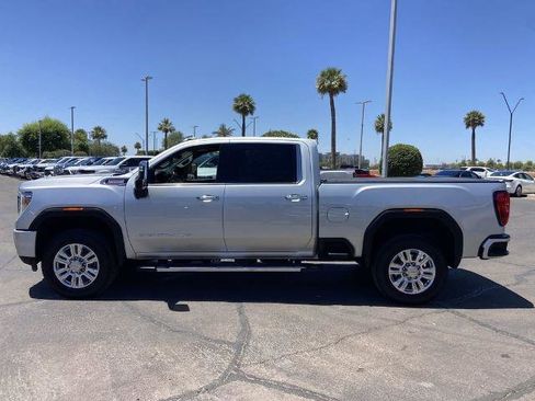 Used 2022 GMC Sierra 3500 Denali w/ Denali Ultimate Package AWD/4WD image 4