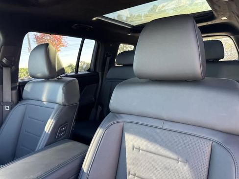 New 2025 Hyundai Santa Fe Calligraphy image 15