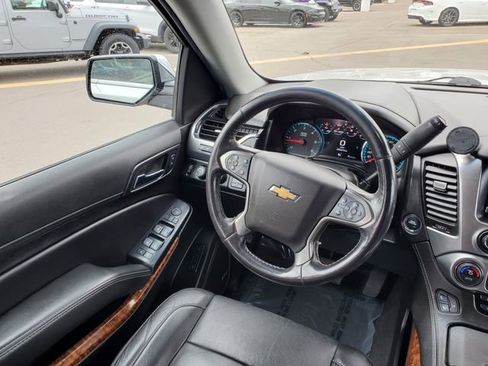 Used 2020 Chevrolet Suburban Premier w/ Max Trailering Package AWD/4WD image 7