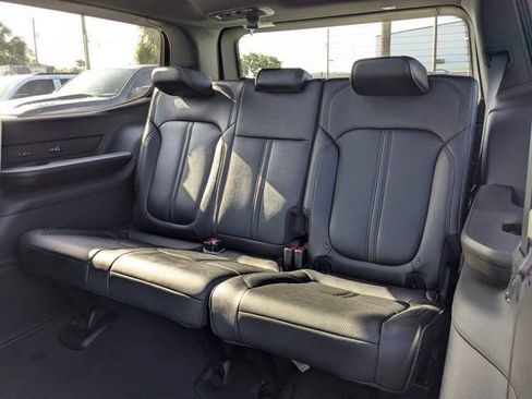 New 2026 Jeep Grand Wagoneer Limited image 14