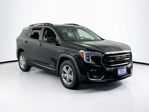 Used 2022 GMC Terrain SLE w/ Driver Convenience Package AWD/4WD image 3