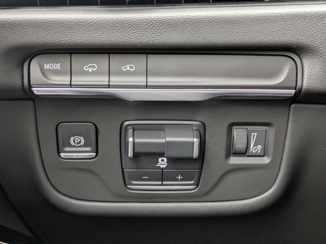 Used 2025 Cadillac Escalade ESV Sport w/ Touring Package RWD image 28