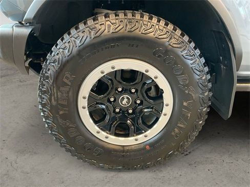 Certified 2023 Ford Bronco Badlands image 14