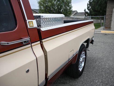 Used 1987 Chevrolet C/K Truck 2500 RWD image 67