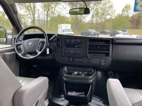 Used 2023 GMC Savana 2500 Extended w/ Driver Convenience Package RWD image 10