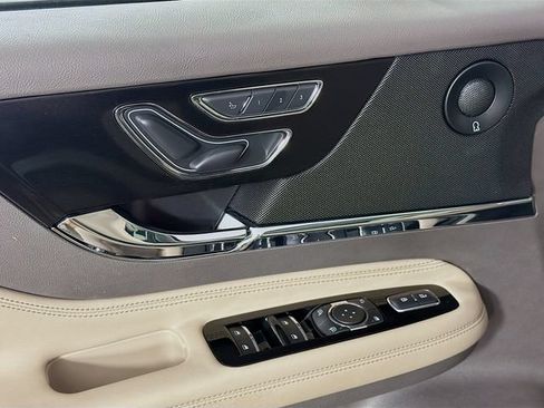 Certified 2022 Lincoln Corsair Reserve w/ Luxury Package FWD image 21
