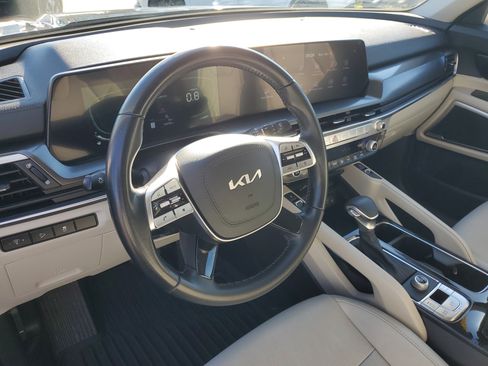 Certified 2024 Kia Telluride S w/ S Sunroof Package image 23