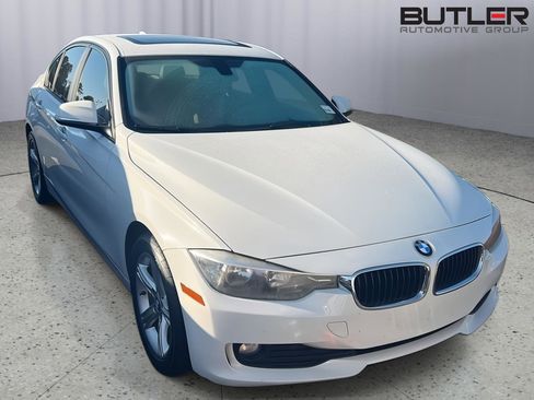 Used 2014 BMW 320i Sedan image 5