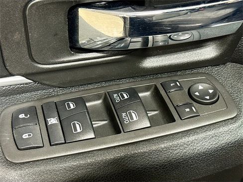 Used 2021 RAM 1500 Classic Warlock image 19