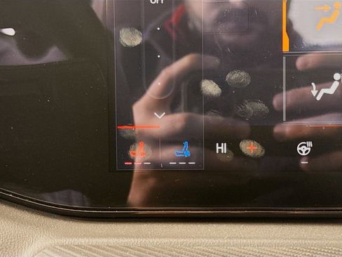 Used 2024 Ford Mustang GT Premium image 21