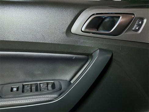 Used 2023 Ford Ranger Lariat w/ FX4 Off-Road Package image 19