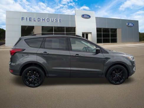 Used 2019 Ford Escape SE FWD image 10