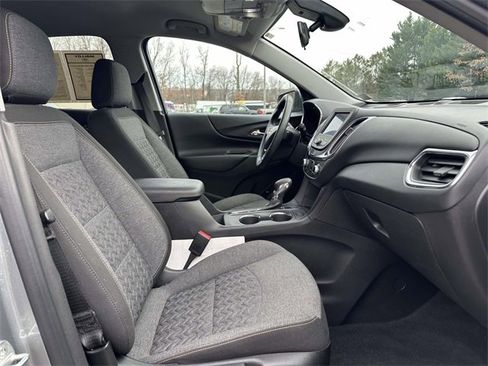 Used 2023 Chevrolet Equinox LT image 26