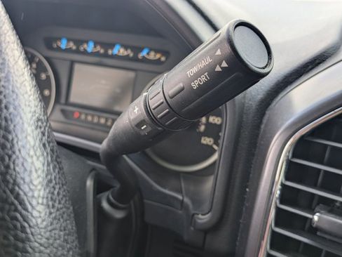 Used 2015 Ford F150 XLT w/ Equipment Group 302A Luxury image 11