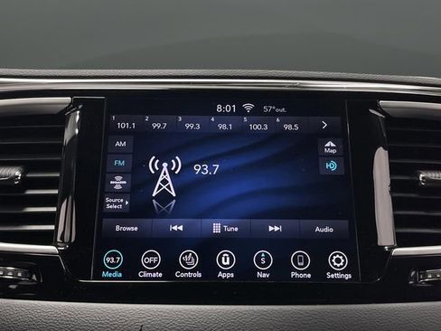 Used 2020 Chrysler Pacifica Touring-L w/ S Appearance Package image 19