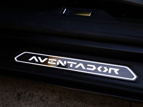 Used 2014 Lamborghini Aventador LP 700-4 AWD/4WD image 21