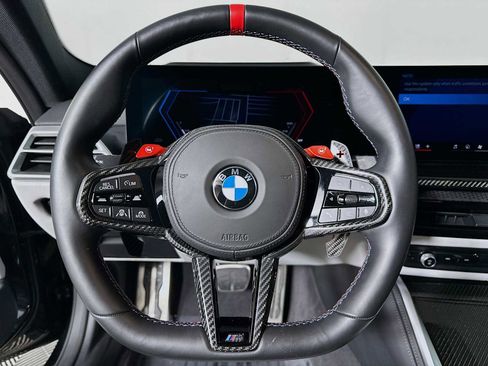 Used 2025 BMW M4 Competition image 11