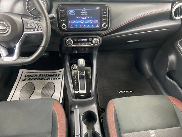 Used 2024 Nissan Versa SR FWD image 11