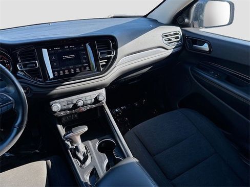 Used 2022 Dodge Durango SXT image 21