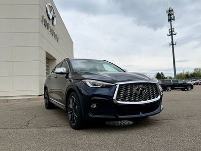 Used 2023 INFINITI QX55 Essential w/ Accent Package