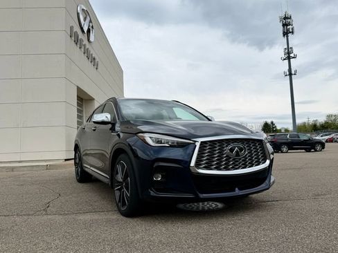 Used 2023 INFINITI QX55 Essential w/ Accent Package AWD/4WD image 1