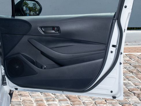 Used 2024 Toyota Corolla LE image 12