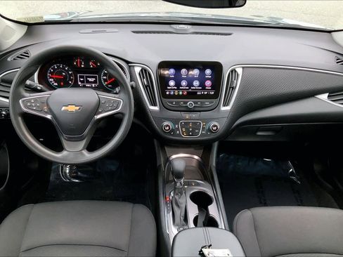 Used 2024 Chevrolet Malibu LT FWD image 16