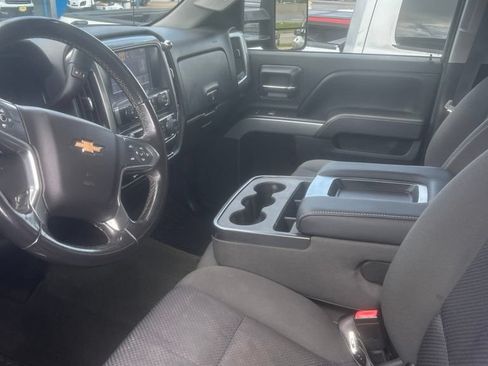 Used 2015 Chevrolet Silverado 2500 LT AWD/4WD image 7