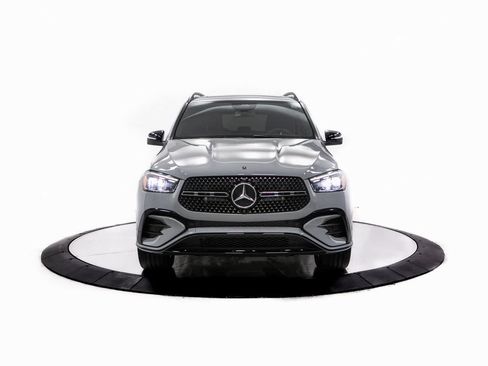 Used 2025 Mercedes-Benz GLE 450e 4MATIC image 10