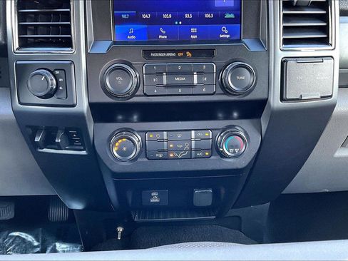 Used 2021 Ford F250 XLT AWD/4WD image 32