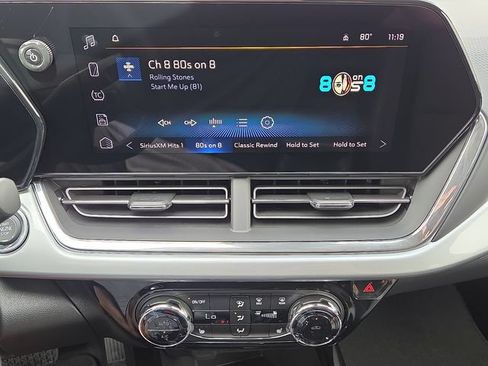 New 2026 Chevrolet Trax LT w/ Midnight Edition FWD image 11