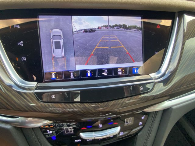 Used 2024 Cadillac XT6 Premium Luxury w/ Platinum Package FWD image 23