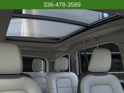 New 2025 Lincoln Aviator 2WD image 22