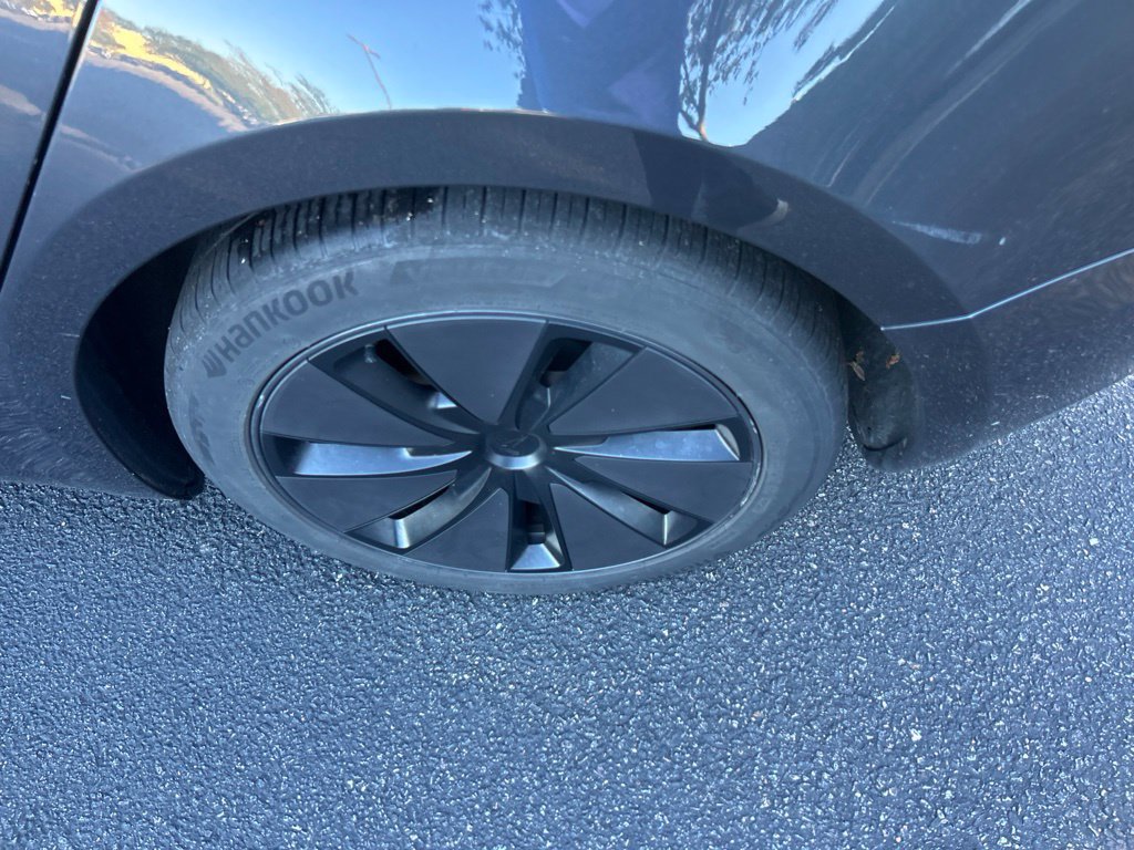 Used 2024 Tesla Model 3 Standard Range RWD image 12