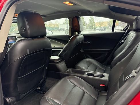 Used 2012 Chevrolet Volt Premium w/ Premium Trim Package FWD image 18