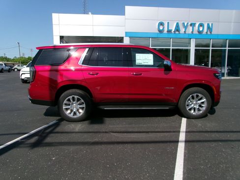 New 2026 Chevrolet Tahoe Premier w/ Sun And Tow Package AWD/4WD image 2