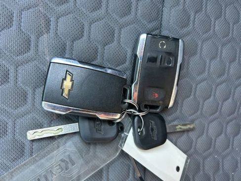 Used 2016 Chevrolet Colorado Z71 AWD/4WD image 29
