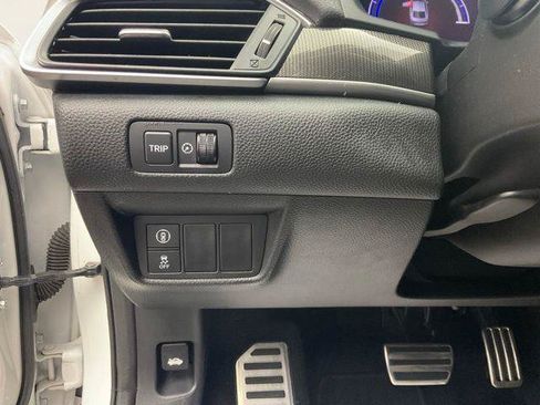 Used 2022 Honda Accord Sport image 12