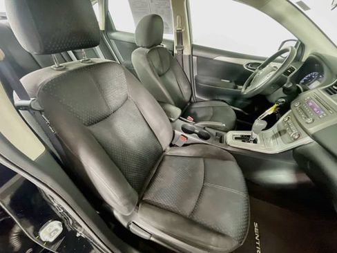 Used 2014 Nissan Sentra SR FWD image 25