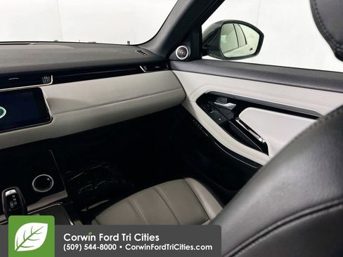 Used 2020 Land Rover Range Rover Evoque First Edition image 28