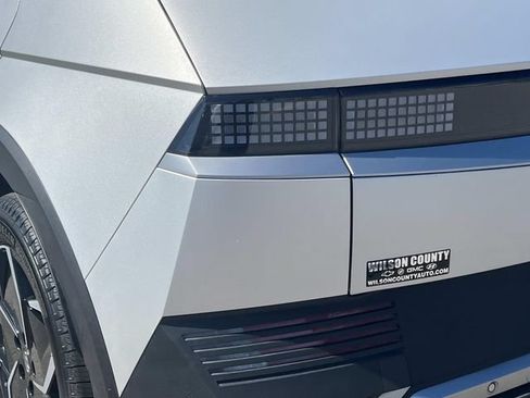 Certified 2024 Hyundai Ioniq 5 SEL RWD image 10
