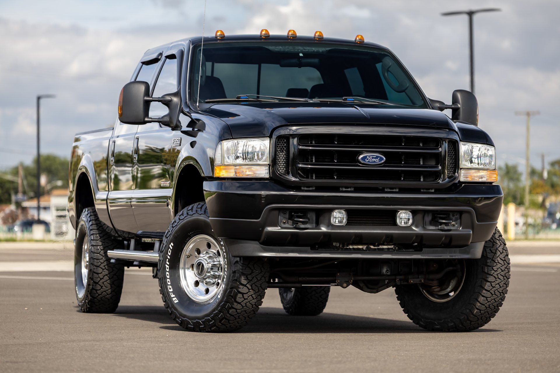 Used 2004 Ford F350 XL AWD/4WD image 3