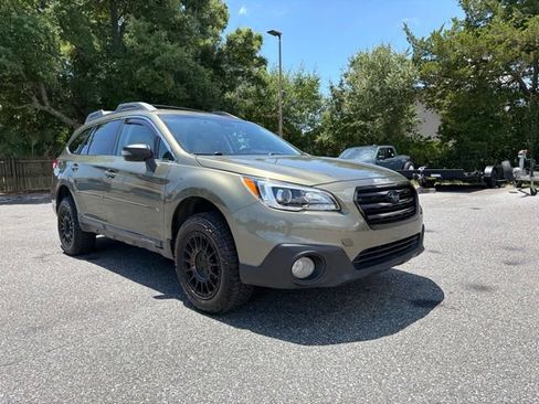 Used 2017 Subaru Outback 2.5i Limited AWD/4WD image 2