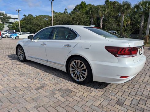 Used 2015 Lexus LS 460 image 9