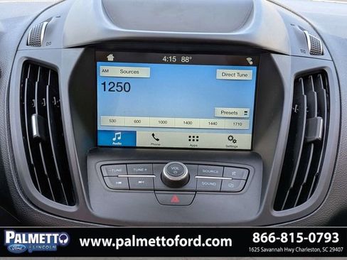 Used 2019 Ford Escape SE FWD image 17