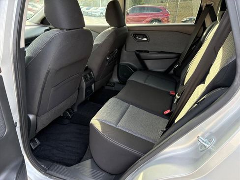 Certified 2022 Nissan Rogue SV image 21